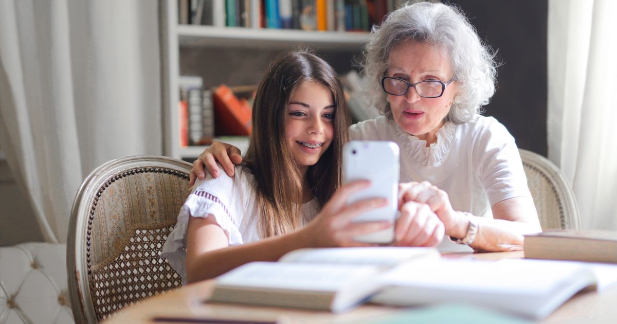 Lifeline Can Lower Your Phone or Internet Bill: Who Qualifies