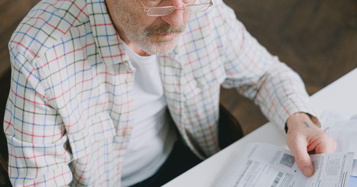 How to Use AI to Explain a Confusing Letter (Without Sharing Private Info)
